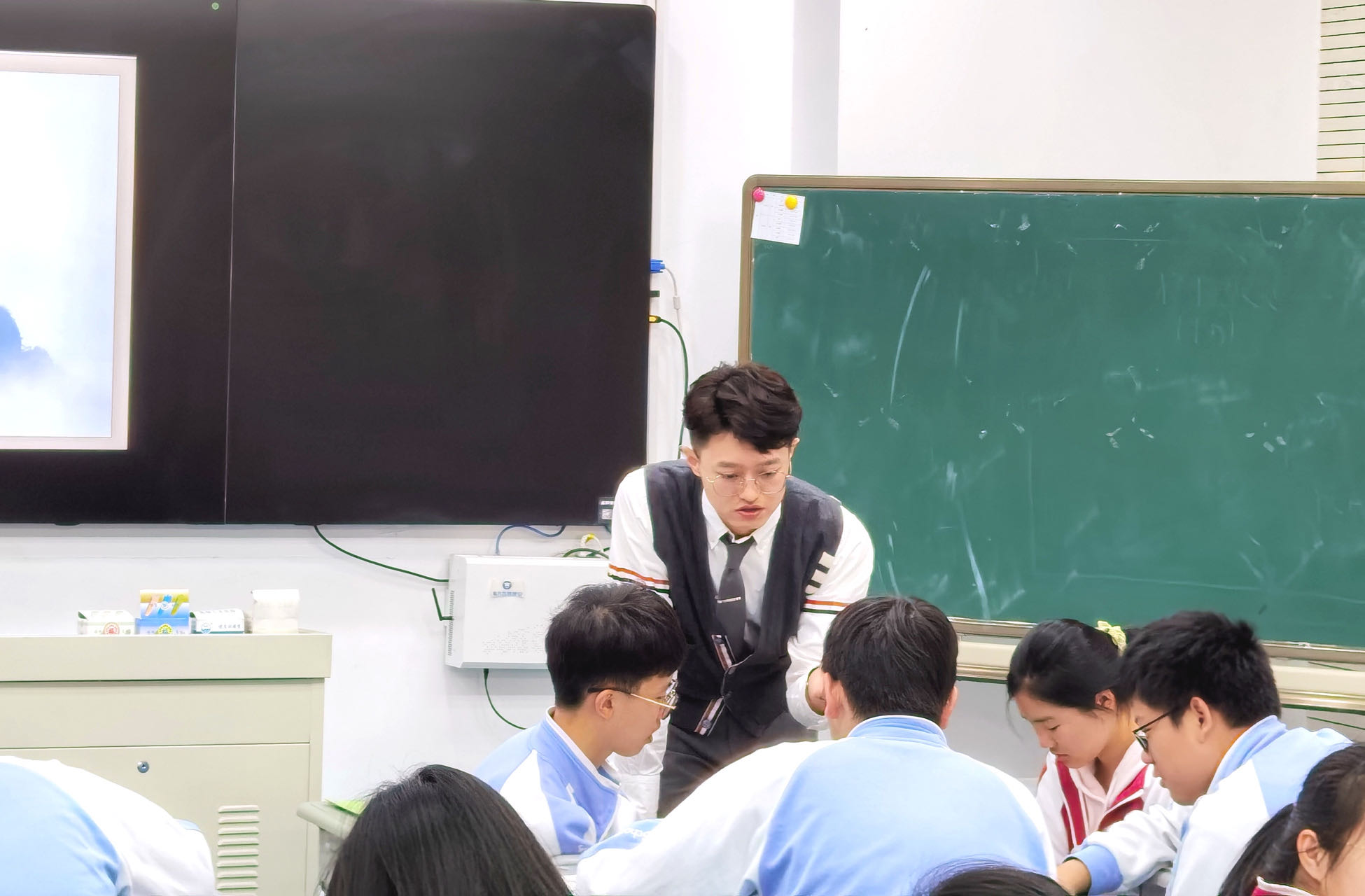 微信图片_20230401221102.jpg