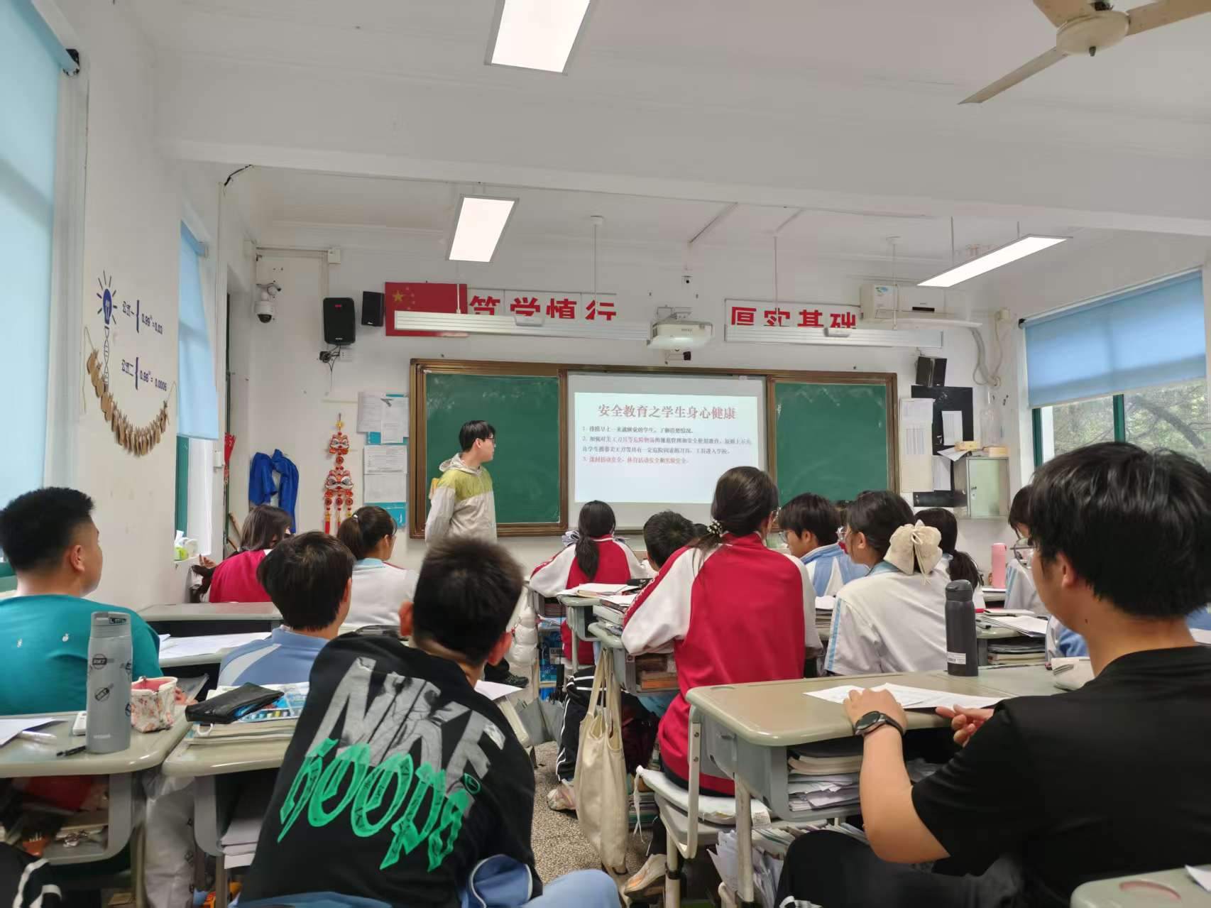 图4.jpg